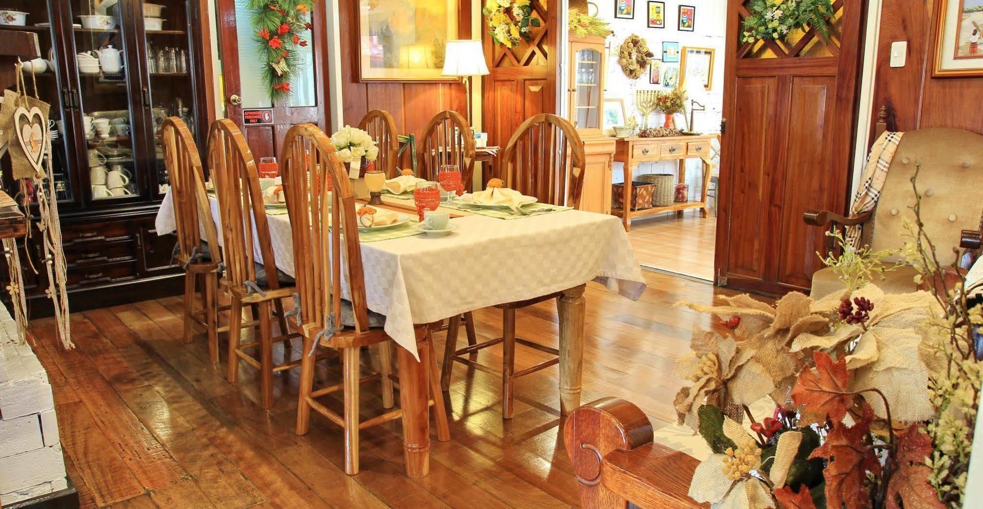 Guest Haven Chalet Baguio Bed And Breakfast Baguio City Exteriör bild